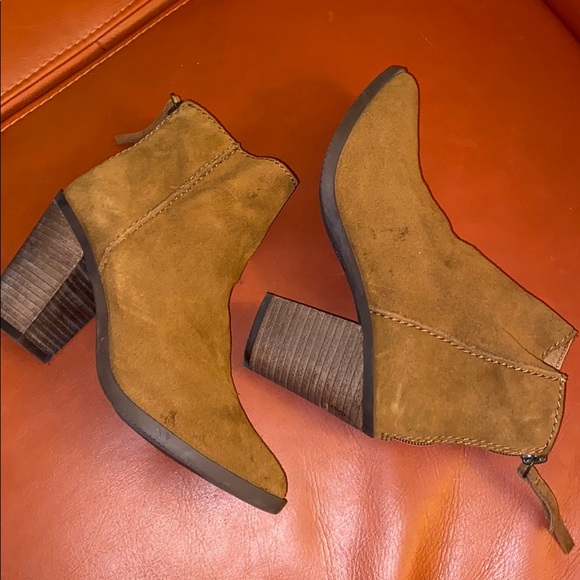 bp Shoes | Bp Heath Bootie Size 5 Brown Suede Heeled | Poshmark